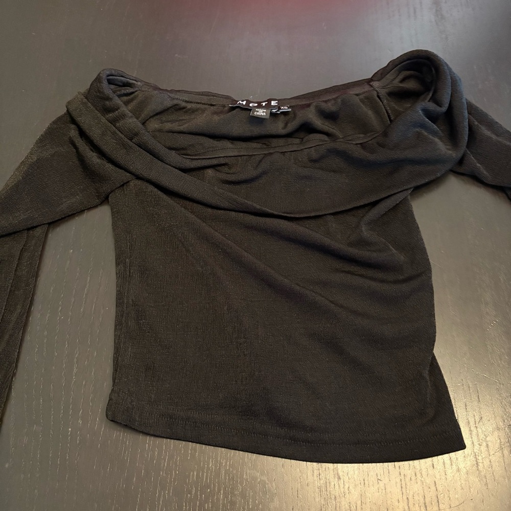 Motel Rocks Off Shoulder Black Longsleeve Top - Picture 3 of 4